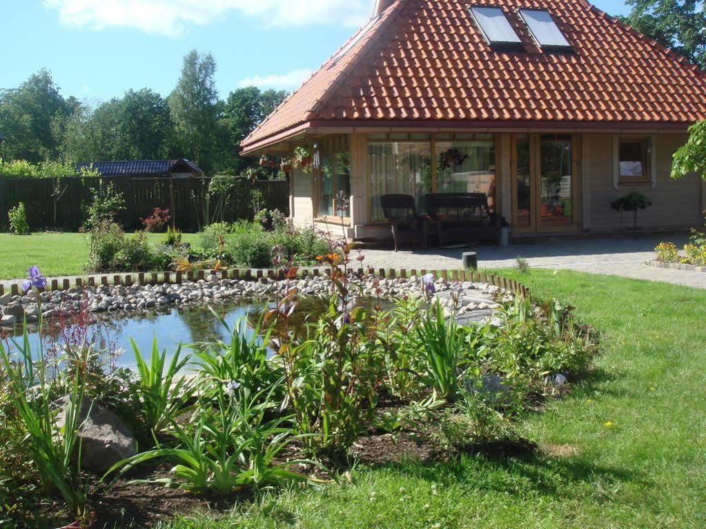 Estere Cesis Bagian luar foto